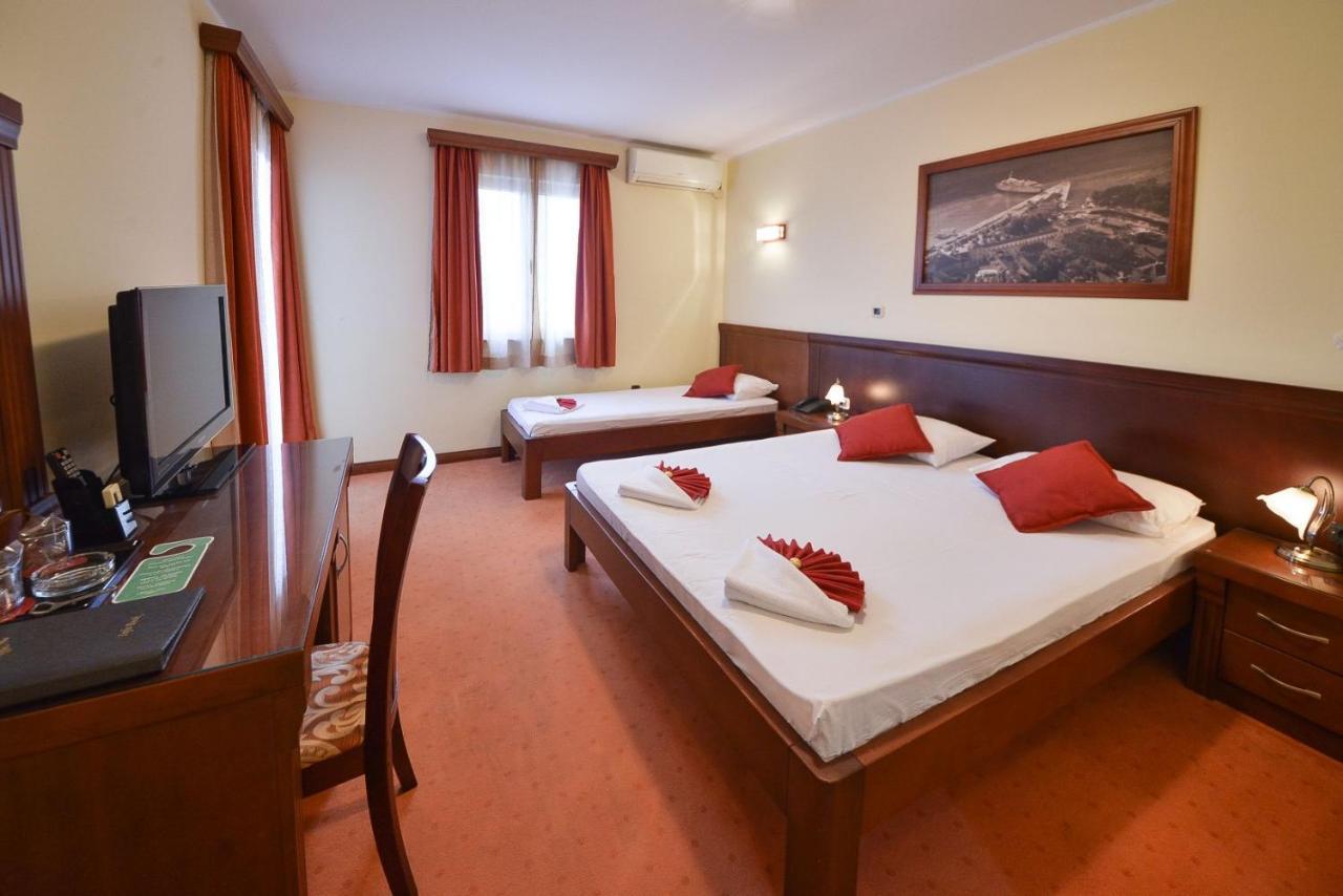 Dolce Otel 4*