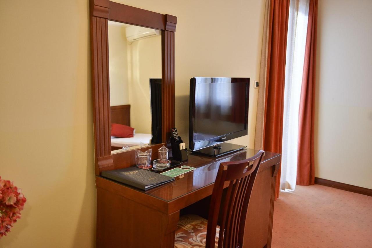 Otel Dolce 4*